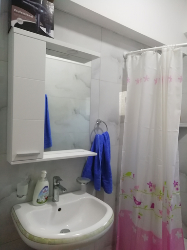 Bathroom 3, Apartaments skrapalli, Sarandës
