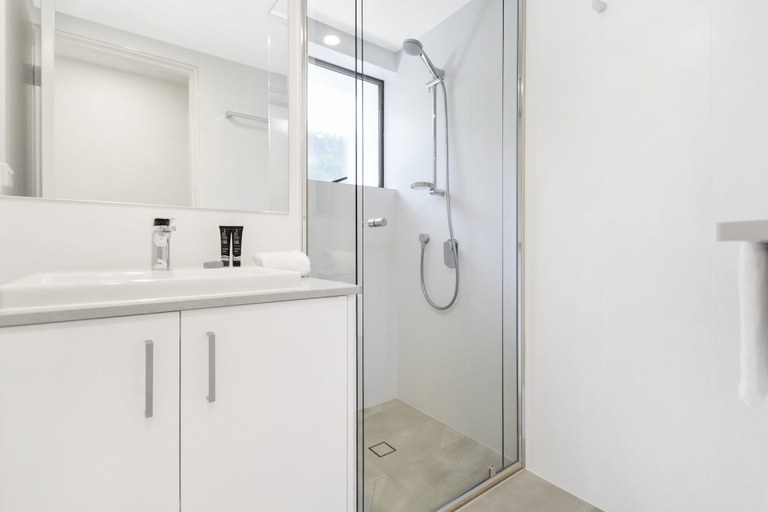 Bathroom, Headland Views, Noosa - Noosa-Noosaville
