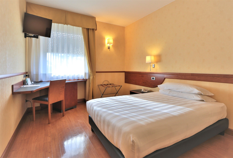Bedroom 4, Best Western Hotel I Colli, Macerata