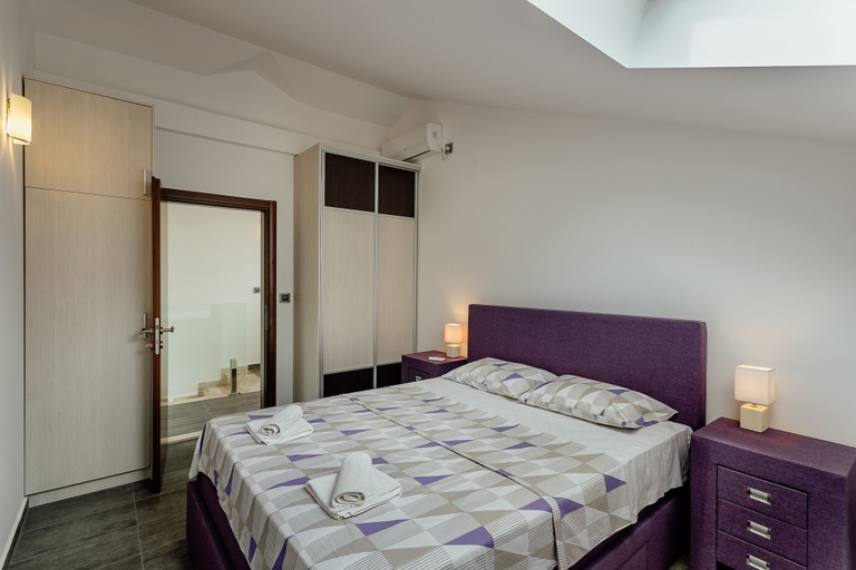 Bedroom 2, Apartments Joy