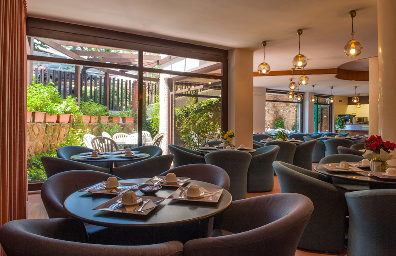 Food & Drinks 5, Hotel La Pergola, Rome