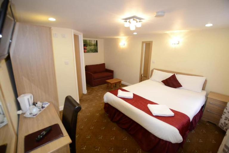 Bedroom 3, Cranbrook Hotel, London