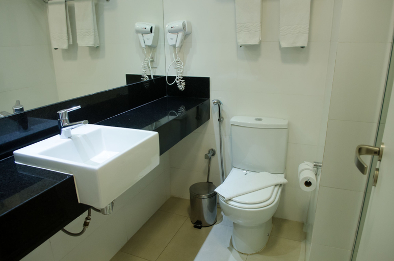 Bathroom 4, Hotel Beaga Convention Expominas by MHB, Belo Horizonte