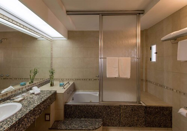 Bathroom 4, Hotel Solans Riviera, Rosario