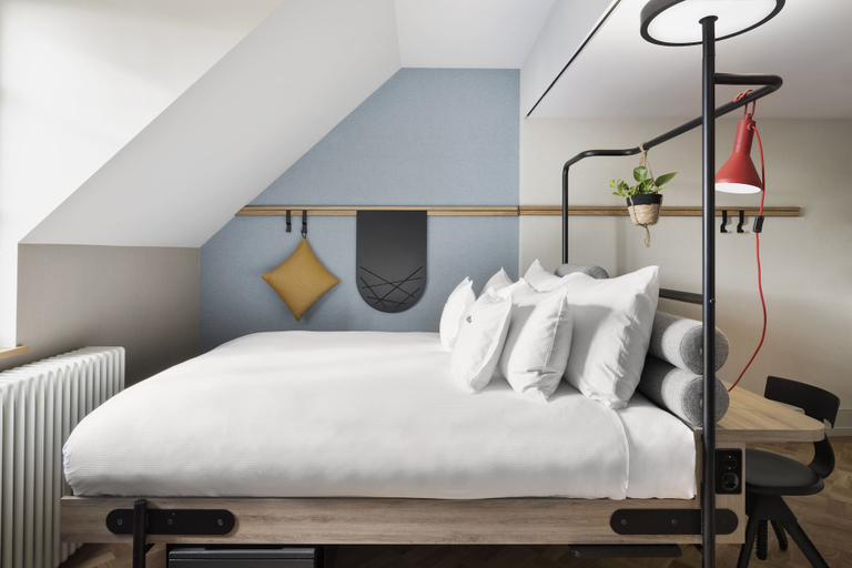 Bedroom 4, Stay KooooK Bern City – Online Check In, Bern
