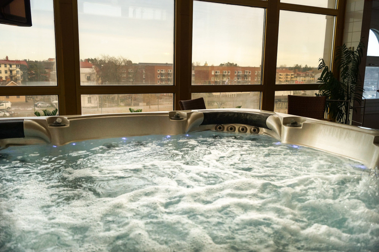Sport & Beauty 5, Kumla Hotel, Kumla