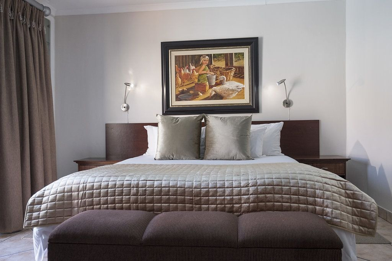 Bedroom 3, President Lodge, Ekurhuleni
