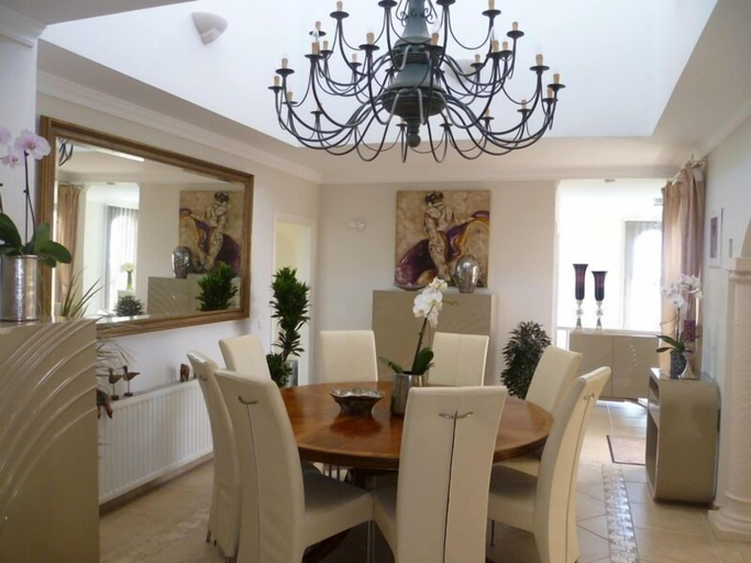 Others 5, Luxury Villa With Pool & Jacuzzi, Málaga