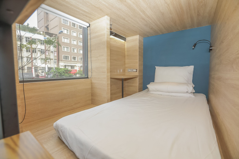 Bedroom 4, DONGMEN 3 Capsule Inn - Hostel, Taipei City