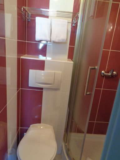 Bathroom 5, Hôtel initial by Balladins Torcy/Marne la Vallée, Seine-et-Marne