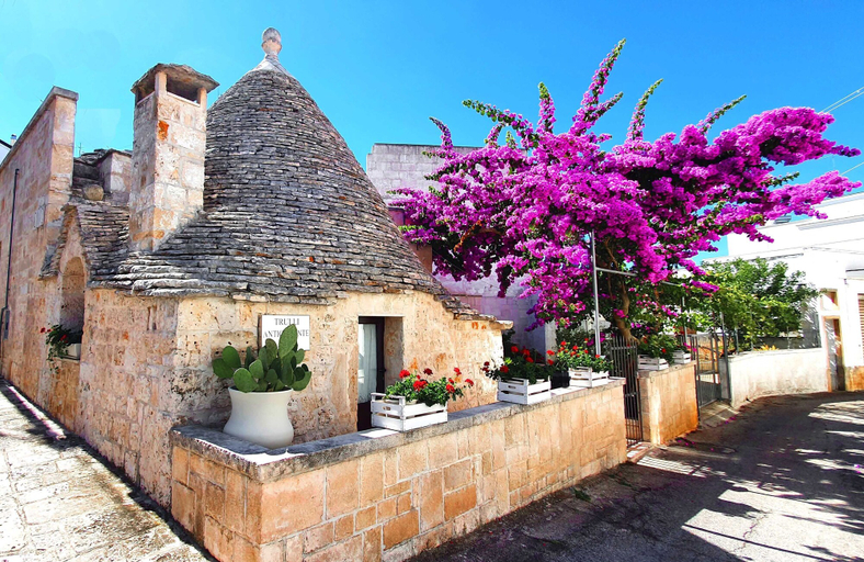 Exterior & Views 2, Trulli Antica Fonte, Bari