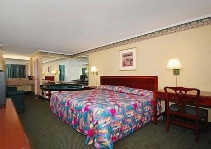 Bedroom 4, Way Inn and Conference Center, Lexington