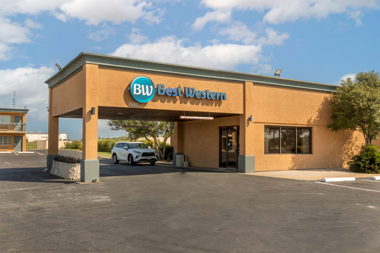 Exterior & Views 2, Best Western Taylor Inn, Williamson