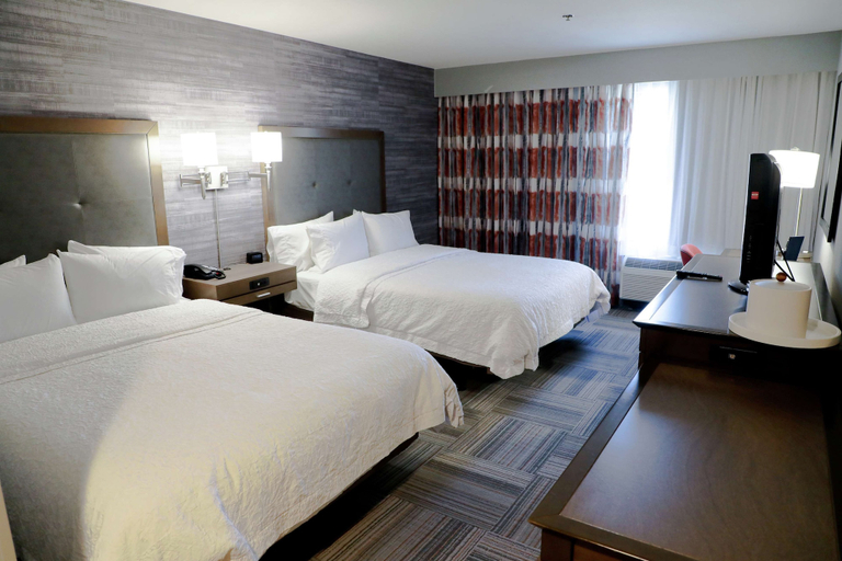 Bedroom 3, Hampton Inn Muskogee, Muskogee
