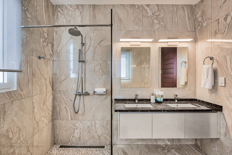Bathroom 4, Villa Amalia