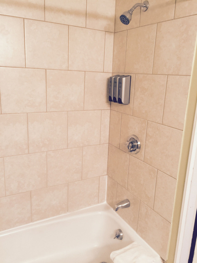 Bathroom 4, Colonial Motel, Windham
