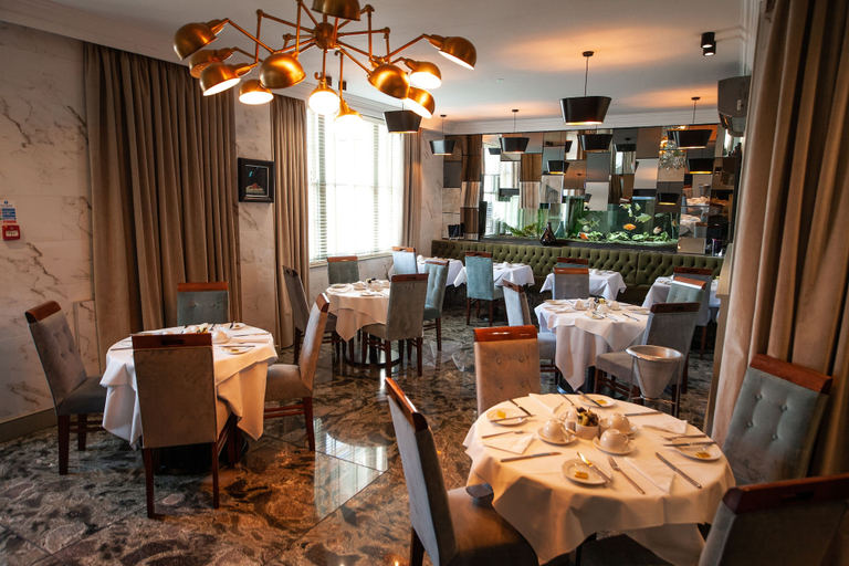 Food & Drinks 5, Berwick Manor Hotel, London