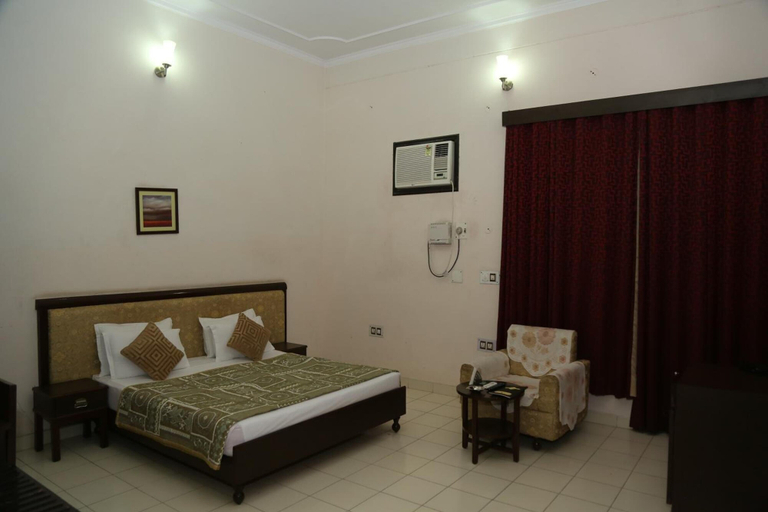 Bedroom 3, Gulmohar Sariska Resort, Jaipur