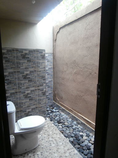Bathroom 5, Chez Ida, Gianyar