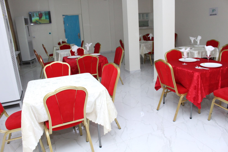 Food & Drinks 5, Paradisia Hotel, Abomey-Calavi