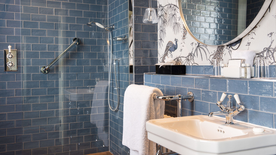 Bathroom 4, The Queensberry Hotel, Bath and North East Somerset