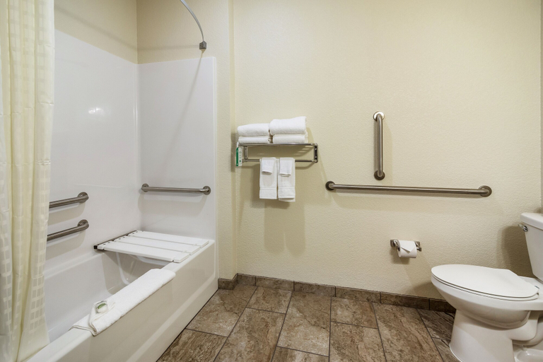 Bathroom 4, Cobblestone Inn & Suites - Kermit, Winkler