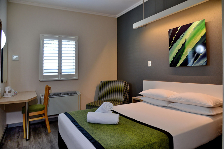 Bedroom 3, Road Lodge Umhlanga Ridge, eThekwini