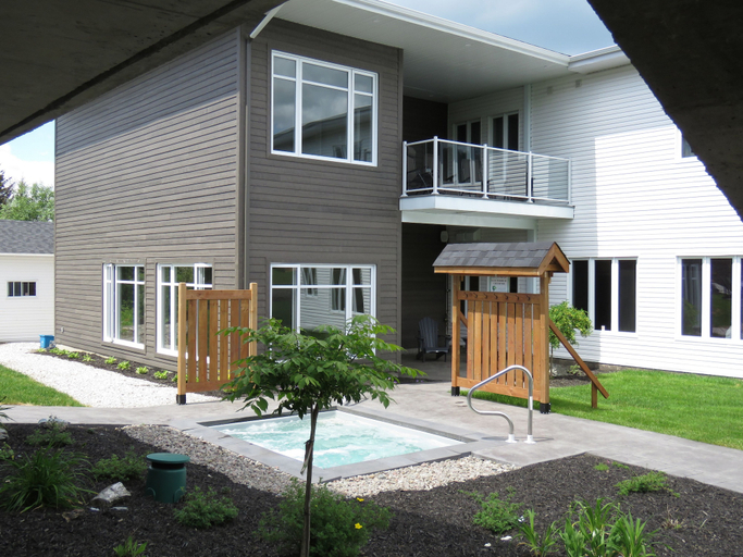 Exterior & Views 2, Le Sainte-Hélène Auberge & Spa Nordique, Arthabaska