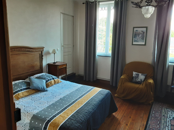 Bedroom 2, Chambres d’hôtes d'Origny-en-Thierache, Aisne