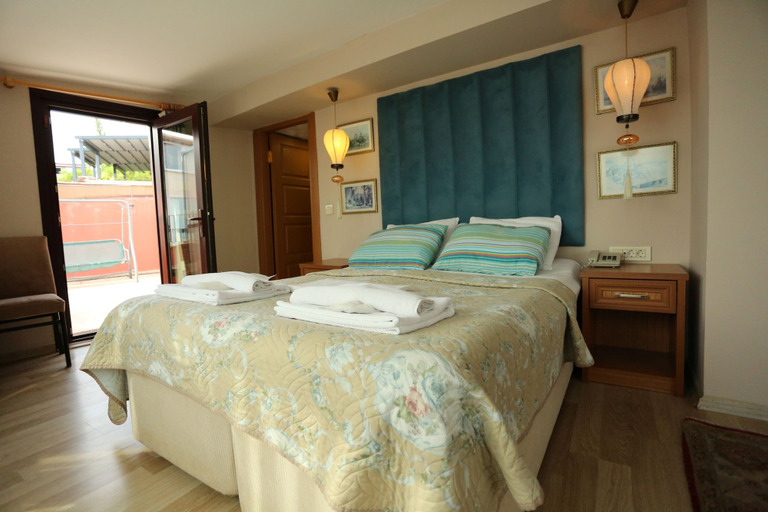 Bedroom 3, Tashkonak Hotel, Fatih