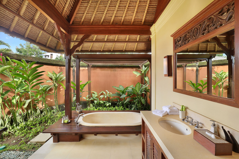 Bathroom 5, Impiana Private Villas Cemagi, Badung