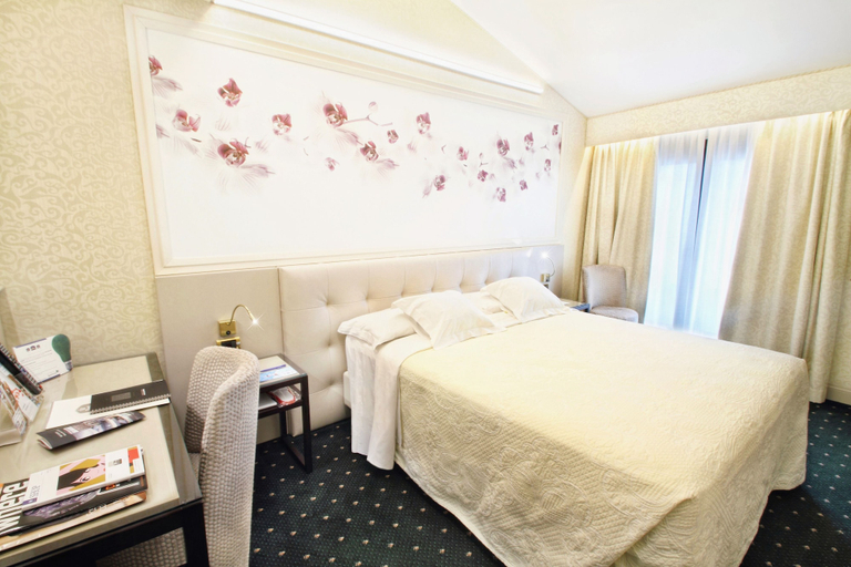 Bedroom 2, c-hotels Concorde, Milano