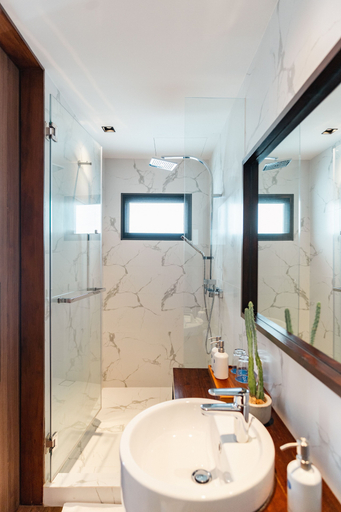 Bathroom 4, QUU HOTEL Chiang Mai, Muang Chiang Mai