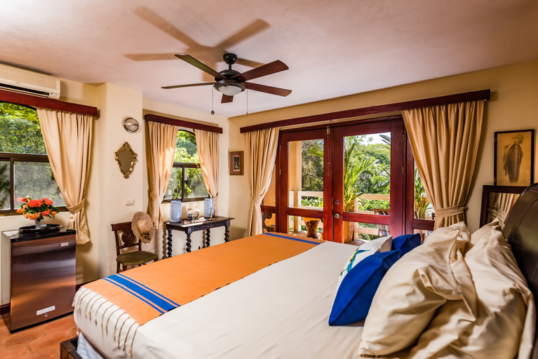 Bedroom 3, Villa Nautilus, Santa Cruz