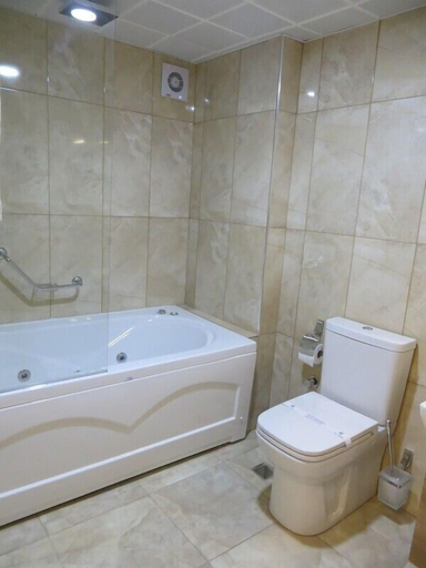 Bathroom 4, Mütevelli Otel, Merkez
