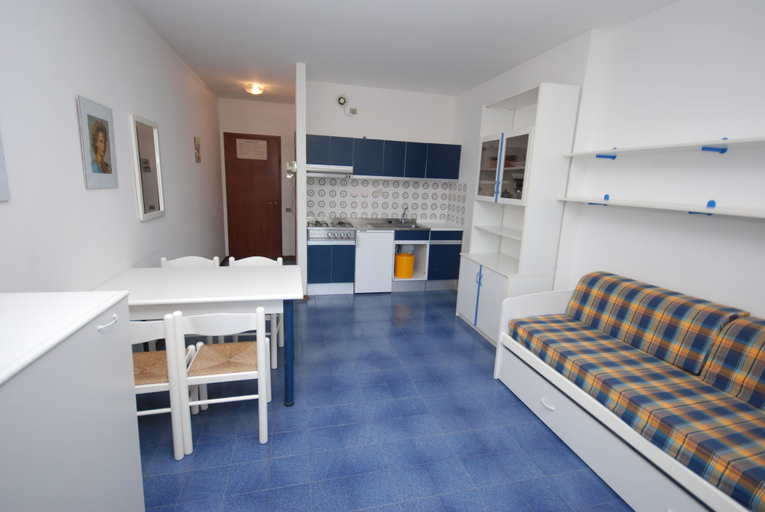 Others 3, Residence La Meridiana, Udine