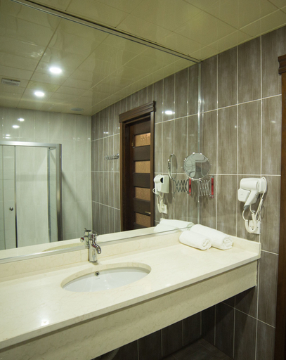 Bathroom, New City Hotel, Abşeron