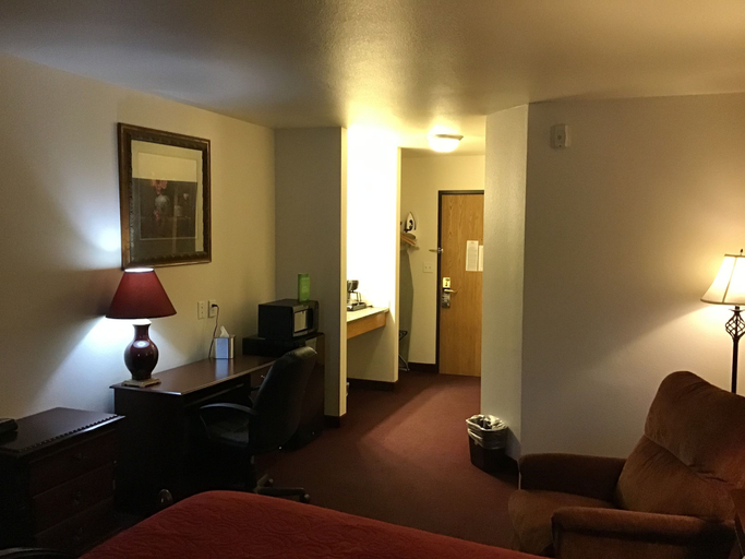 Bedroom 3, Super 8 by Wyndham Rexburg, Madison