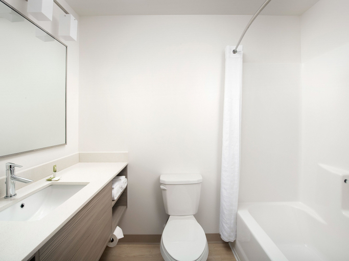 Bathroom 5, WoodSpring Suites Seattle Everett, Snohomish