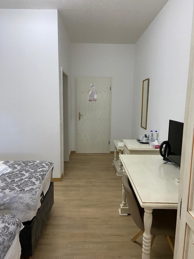 Bedroom 15