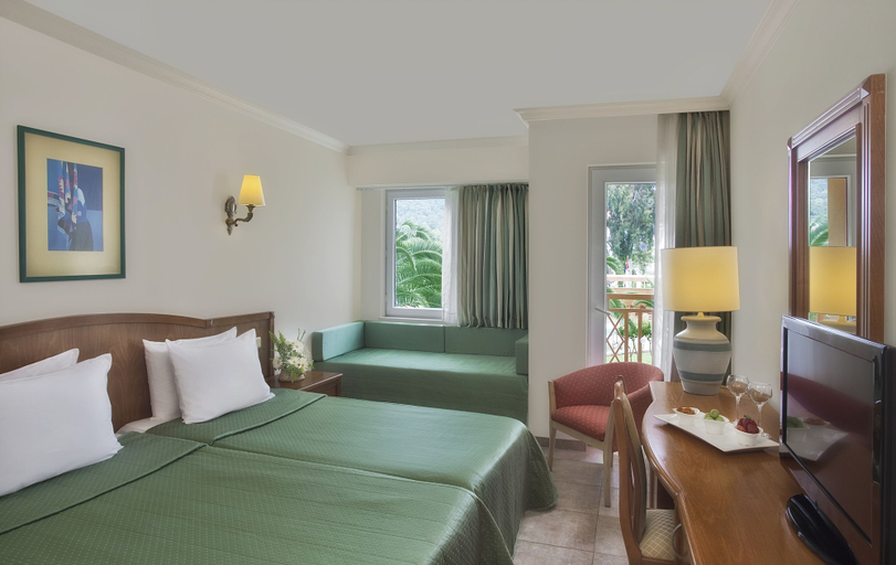 Bedroom 2, Akka Claros Hotel, Kemer