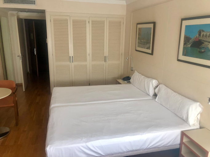 Bedroom 4, Hotel Urpi, Barcelona