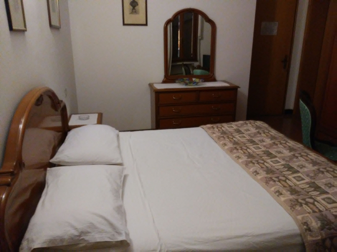 Bedroom 2, Albergo Ristorante La Campagnola, Padua