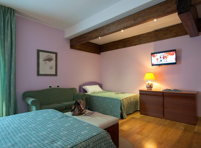 Bedroom 3, Hotel La Pergola, Rome
