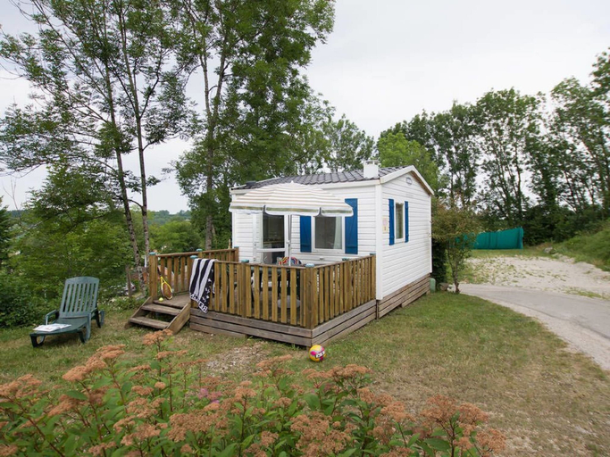 Exterior & Views 2, Camping Le Fayolan, Jura