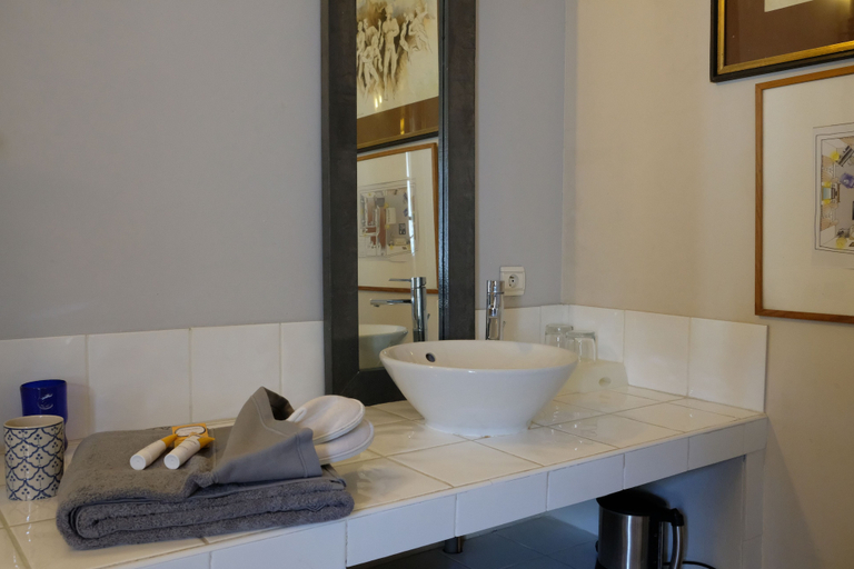 Bathroom 5, La Maison du Frene, Alpes-Maritimes