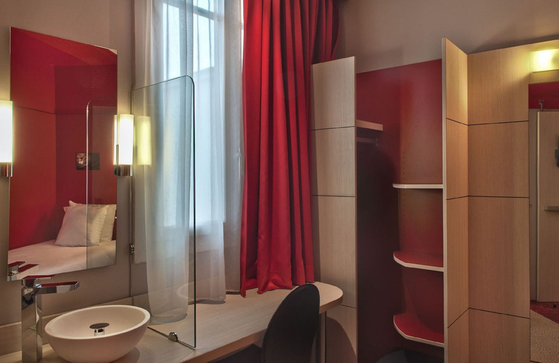 Bedroom 3, Hotel Flanelles Paris, Paris