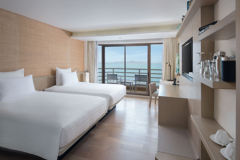 Bedroom 3, Pullman Pattaya Hotel G, Pattaya