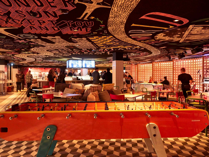 Food & Drinks