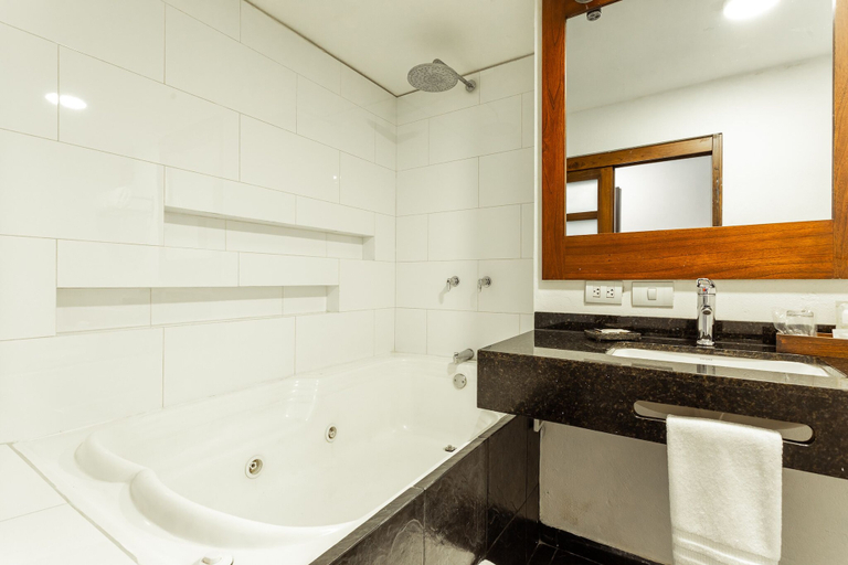 Bathroom 3, Hotel Carretero, Manizales